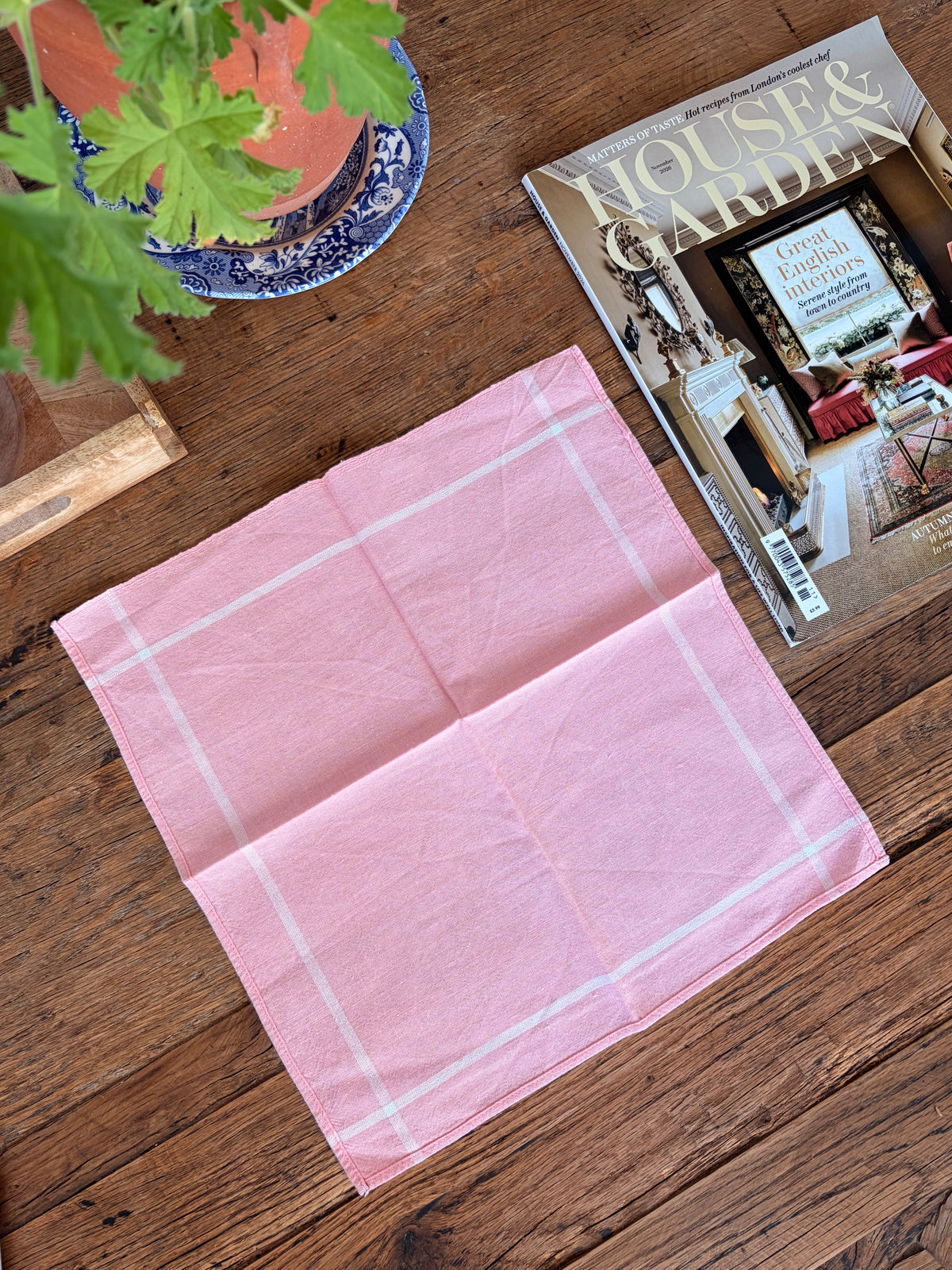 Set of 4 Vintage Pink & White Linen Square Napkins