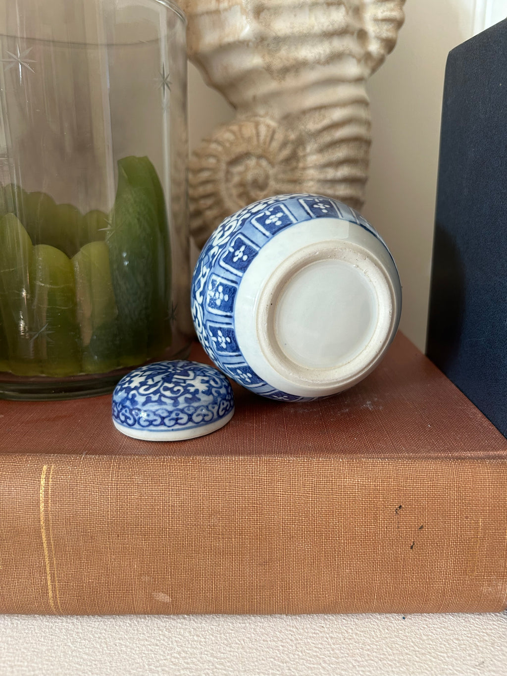 Chinese Style Small Ginger Jar