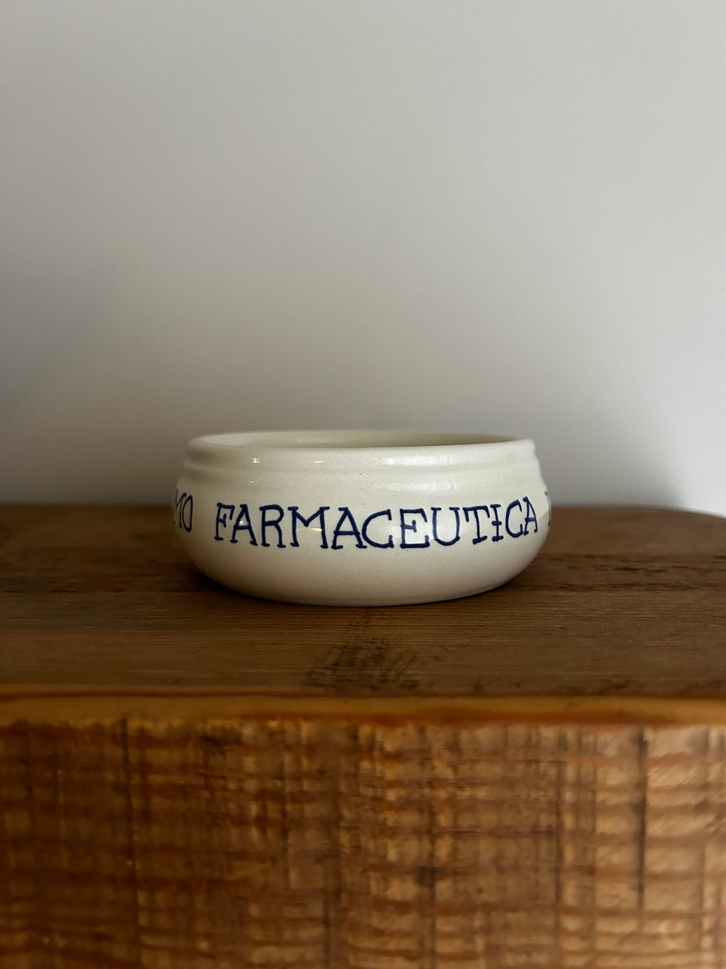 Santa Maria Novella Faramaceutica 20thC Dish