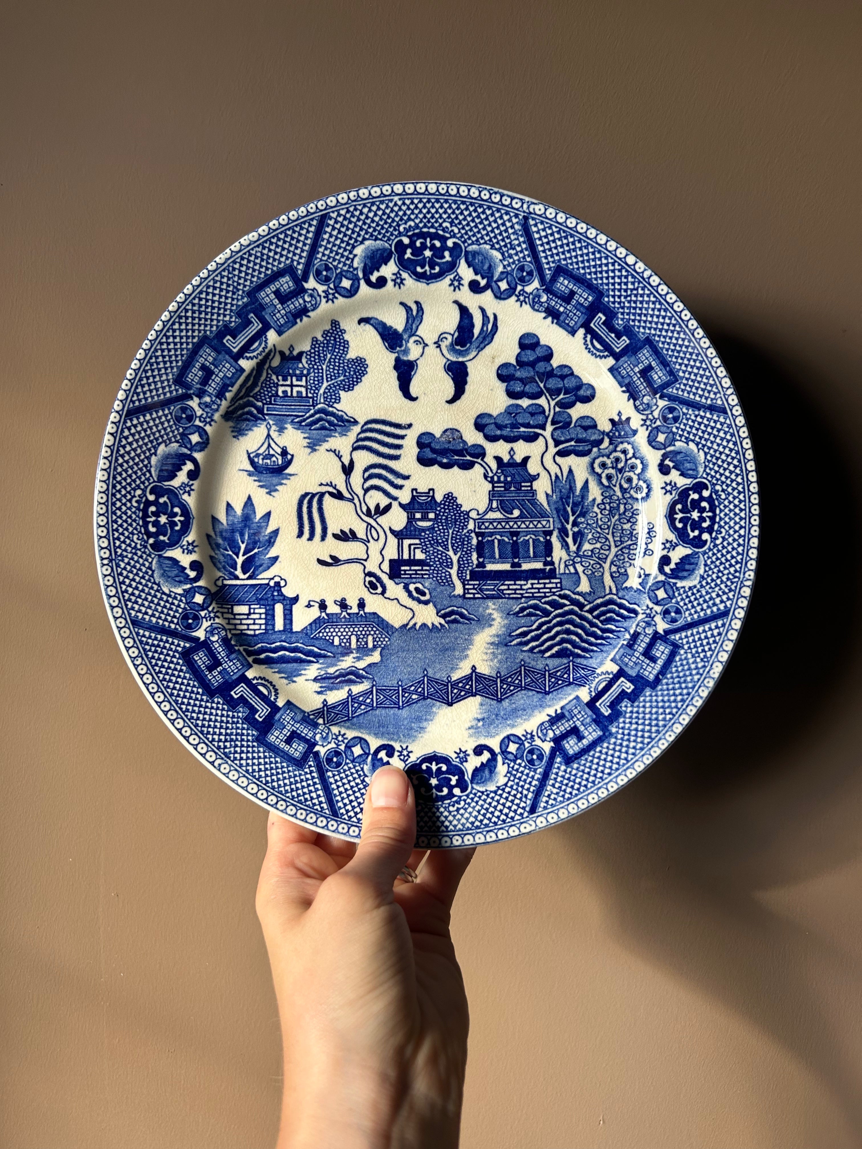 Vintage 1940s Blue Willow Plate – "Made in Occupied Japan" Post-WWII